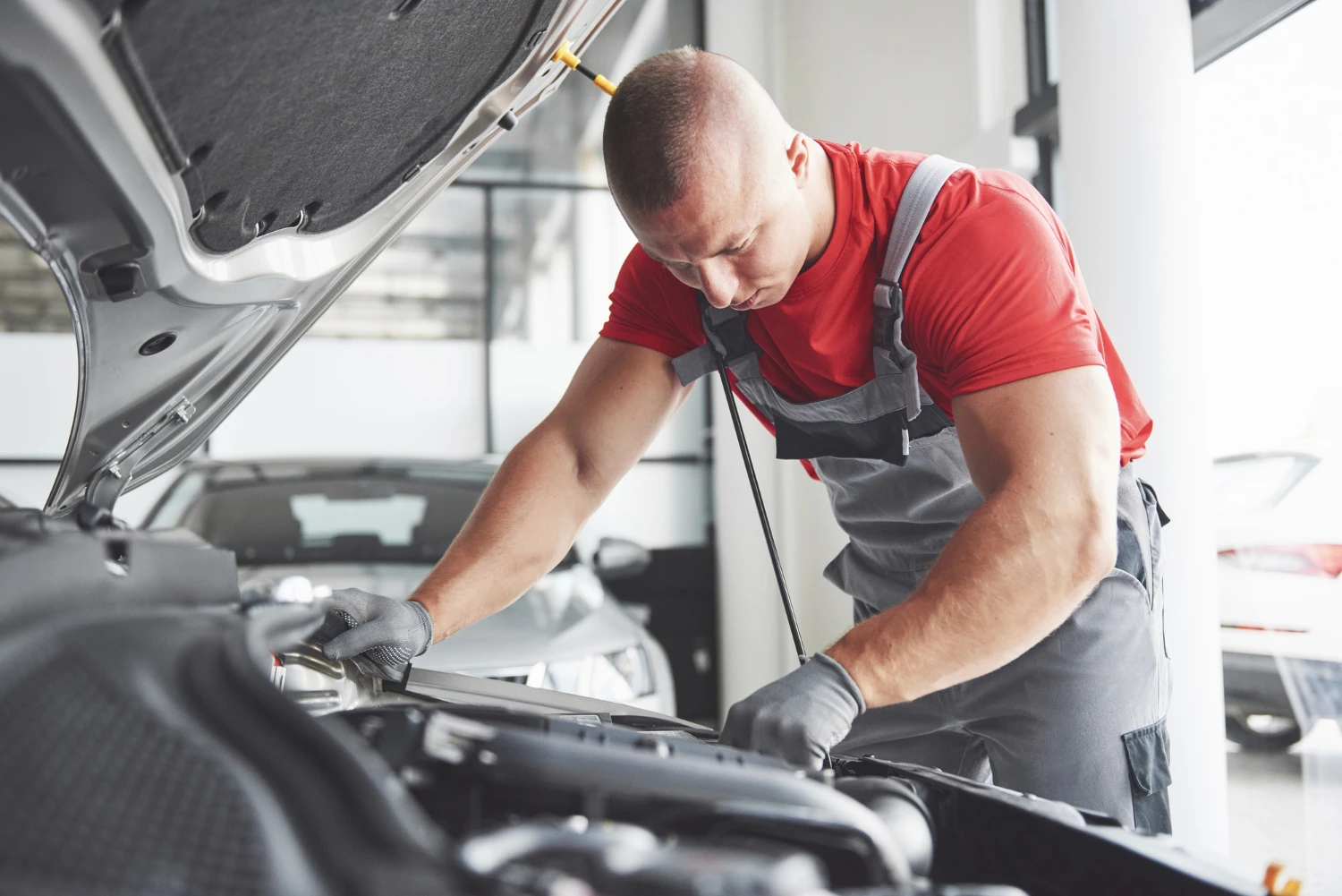 entretien de service - Services & Maintenance - Suivi des Véhicules